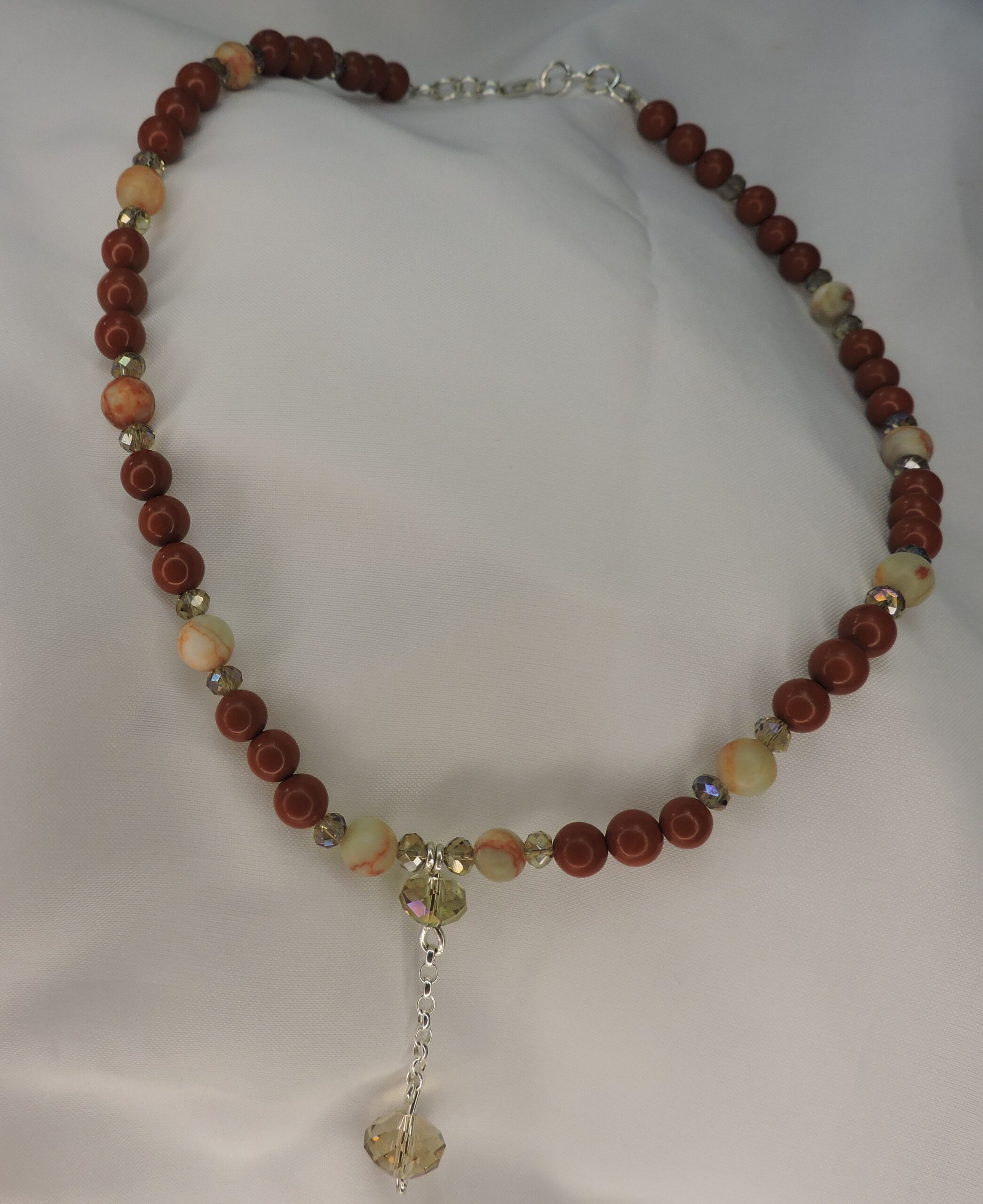 Crystal pendant necklace